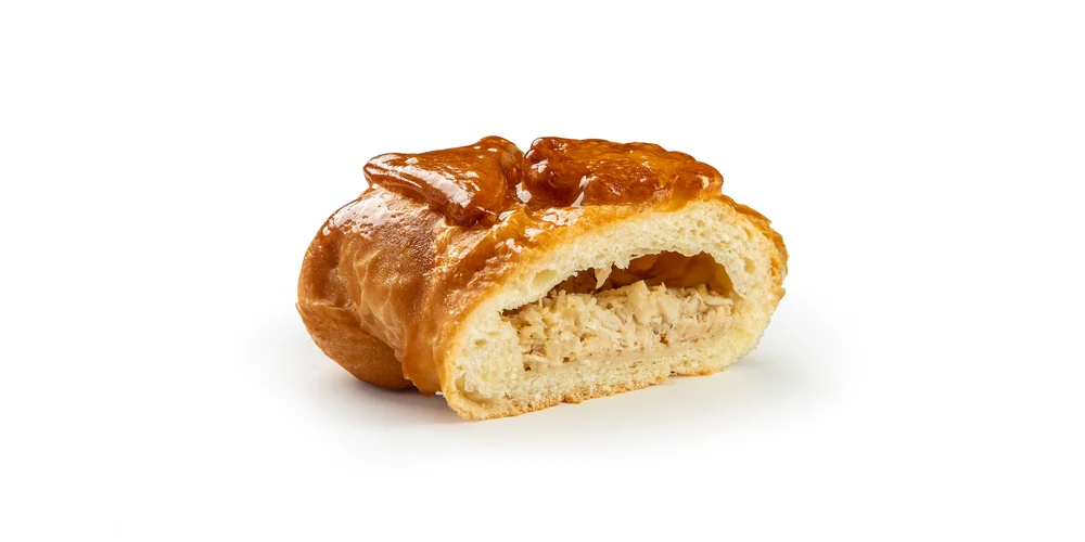 Пирожок с курицей и сыром